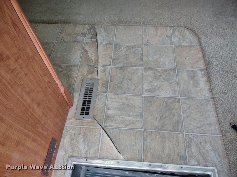 image for item DQ1705 2007 Forest River Georgetown  RV