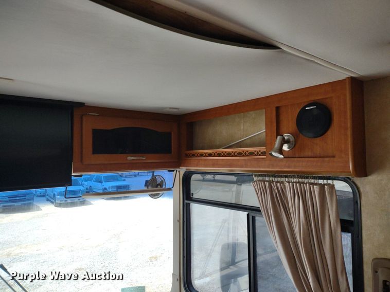 image for item DQ1705 2007 Forest River Georgetown  RV