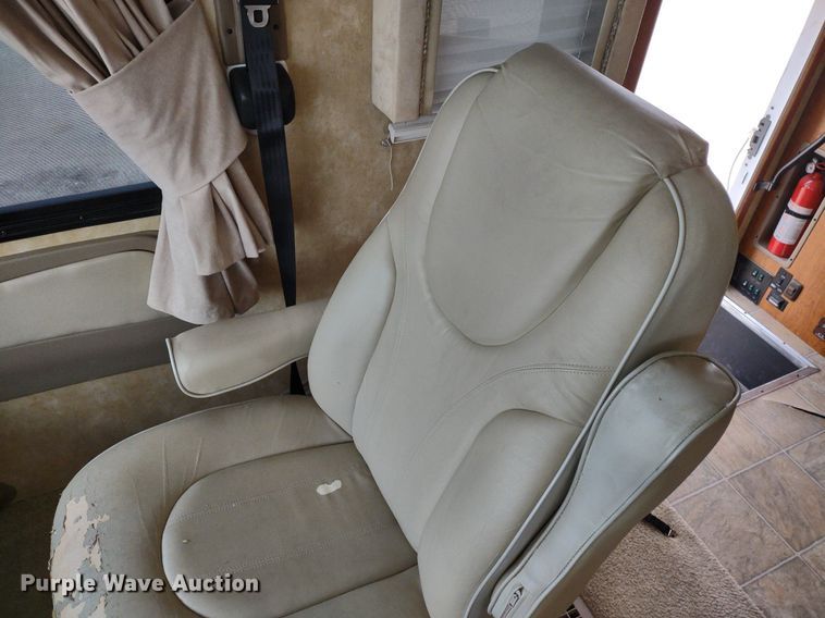 image for item DQ1705 2007 Forest River Georgetown  RV