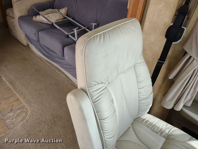 image for item DQ1705 2007 Forest River Georgetown  RV