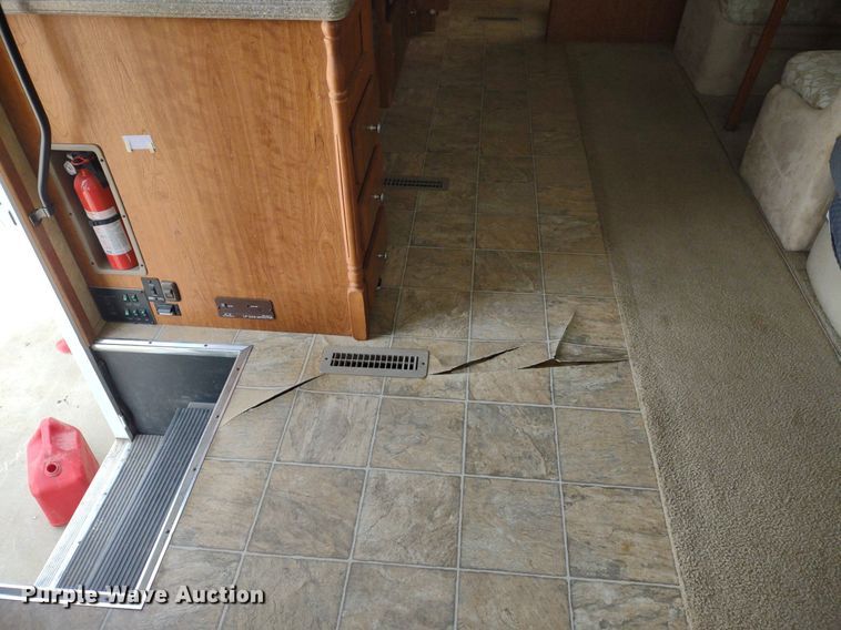 image for item DQ1705 2007 Forest River Georgetown  RV