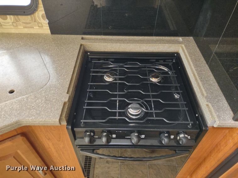 image for item DQ1705 2007 Forest River Georgetown  RV