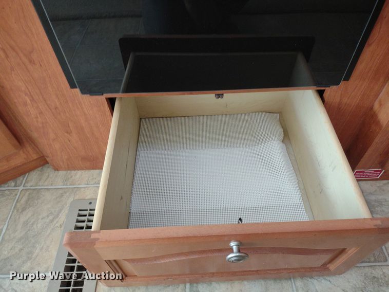 image for item DQ1705 2007 Forest River Georgetown  RV