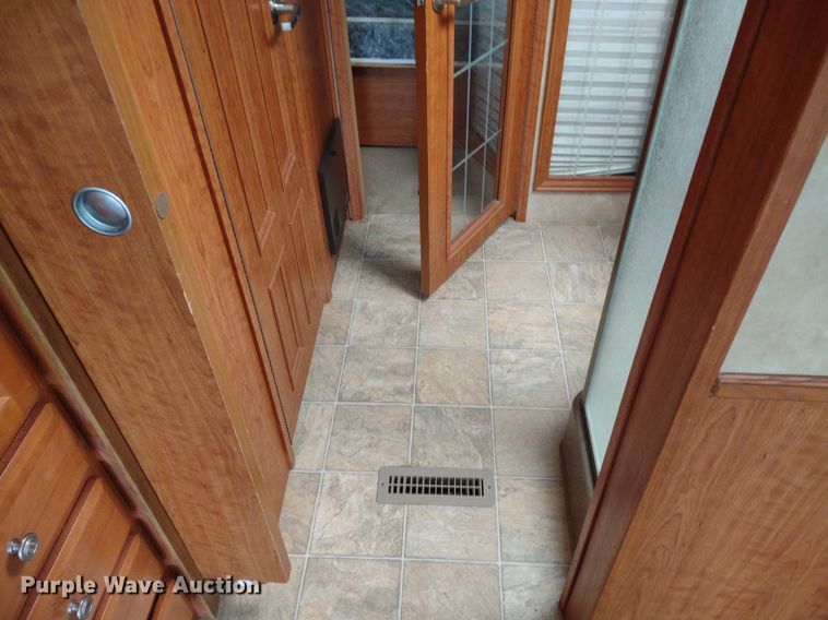 image for item DQ1705 2007 Forest River Georgetown  RV