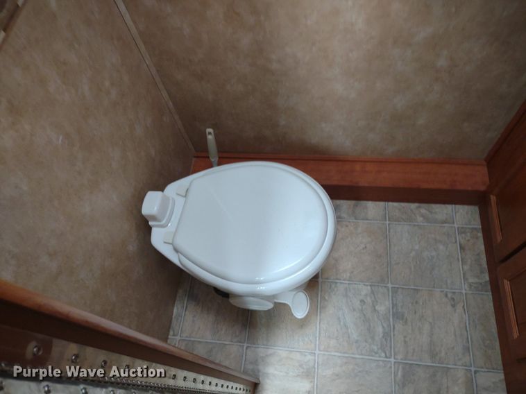 image for item DQ1705 2007 Forest River Georgetown  RV