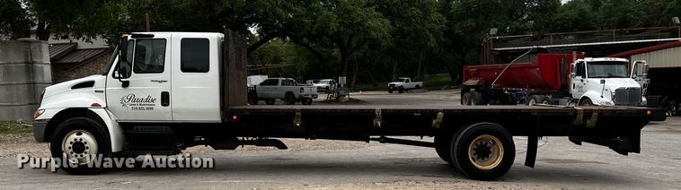 image for item DQ2030 2009 International 4300  Ext. Cab flatbed truck