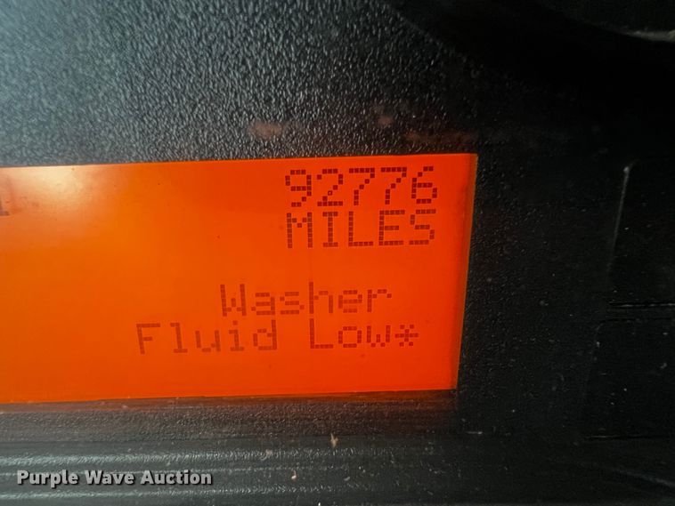 image for item DQ2030 2009 International 4300  Ext. Cab flatbed truck