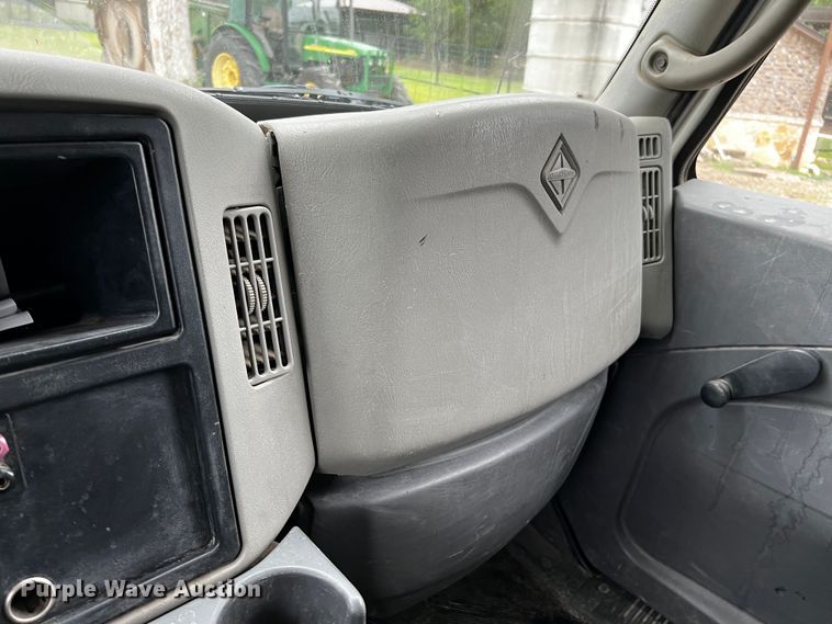 image for item DQ2030 2009 International 4300  Ext. Cab flatbed truck