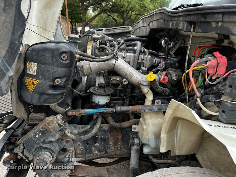 image for item DQ2030 2009 International 4300  Ext. Cab flatbed truck