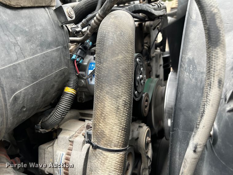 image for item DQ2030 2009 International 4300  Ext. Cab flatbed truck