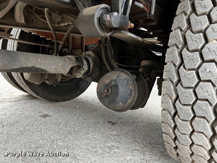 image for item DQ2030 2009 International 4300  Ext. Cab flatbed truck