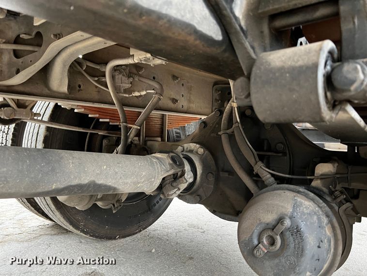 image for item DQ2030 2009 International 4300  Ext. Cab flatbed truck