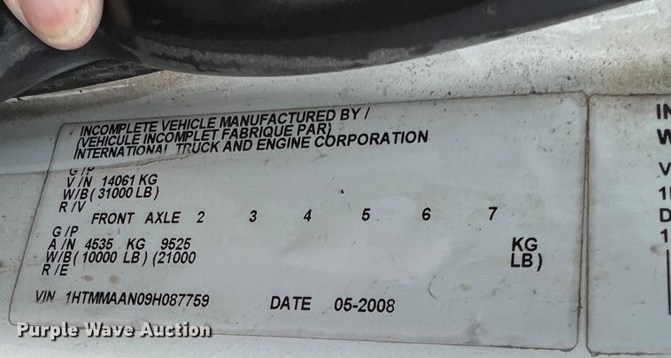 image for item DQ2030 2009 International 4300  Ext. Cab flatbed truck