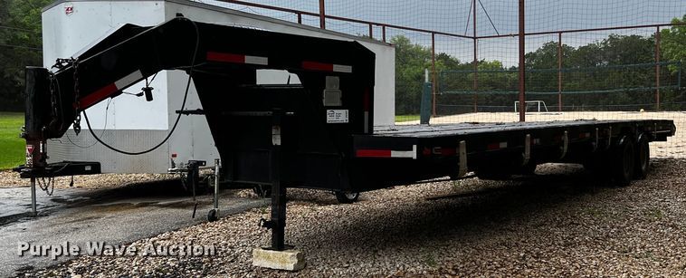 image for item DQ2035 1978 Gooseneck  equipment trailer