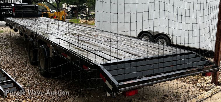 image for item DQ2035 1978 Gooseneck  equipment trailer