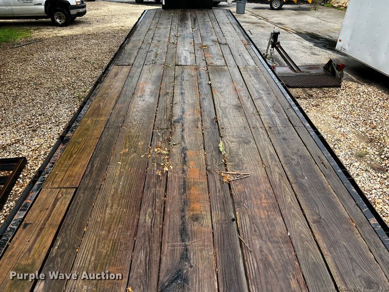 image for item DQ2035 1978 Gooseneck  equipment trailer