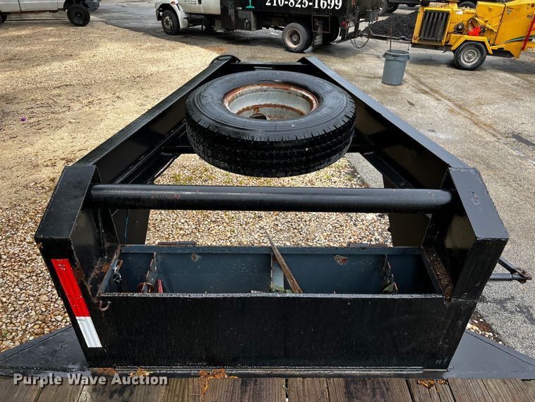 image for item DQ2035 1978 Gooseneck  equipment trailer