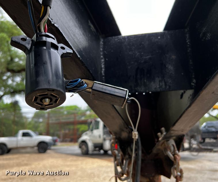 image for item DQ2035 1978 Gooseneck  equipment trailer