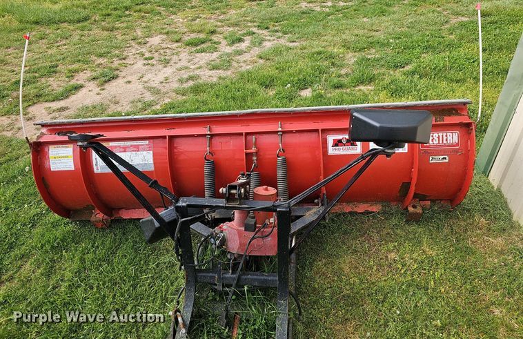 image for item DR3379 Western Pro Plow  8'W snow plow