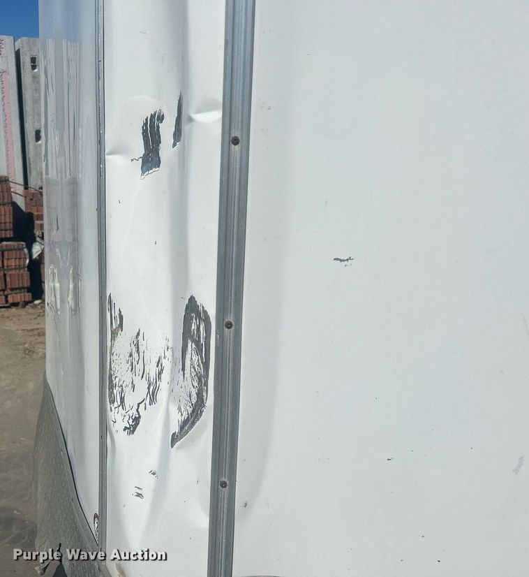 image for item DR4599 2009 H&H TC14  enclosed cargo trailer