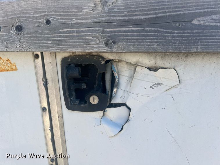 image for item DR4599 2009 H&H TC14  enclosed cargo trailer