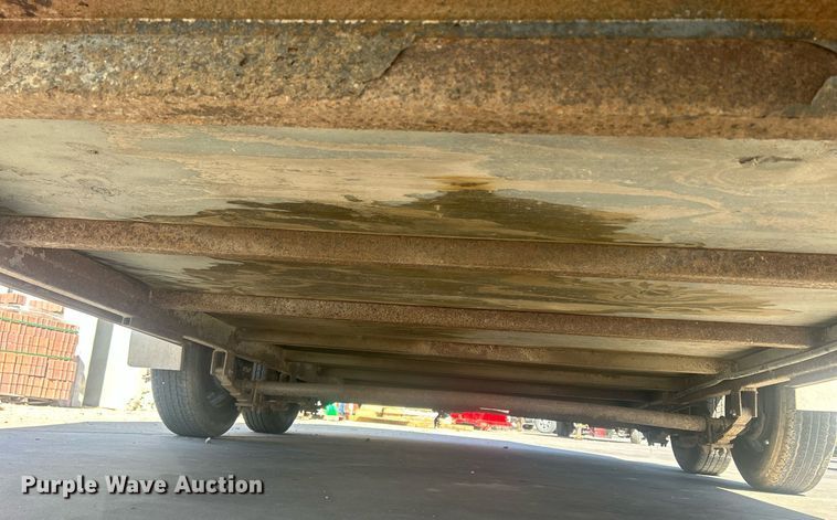 image for item DR4599 2009 H&H TC14  enclosed cargo trailer