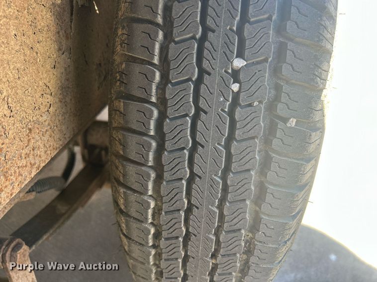 image for item DR4599 2009 H&H TC14  enclosed cargo trailer