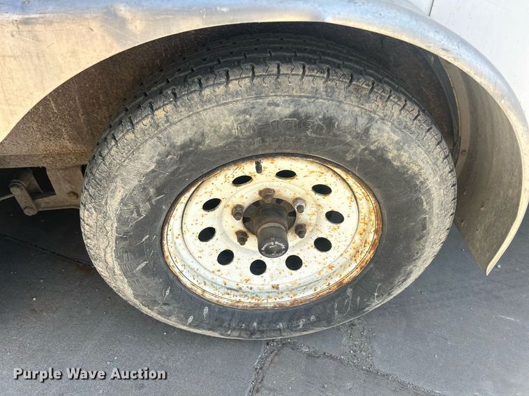 image for item DR4599 2009 H&H TC14  enclosed cargo trailer