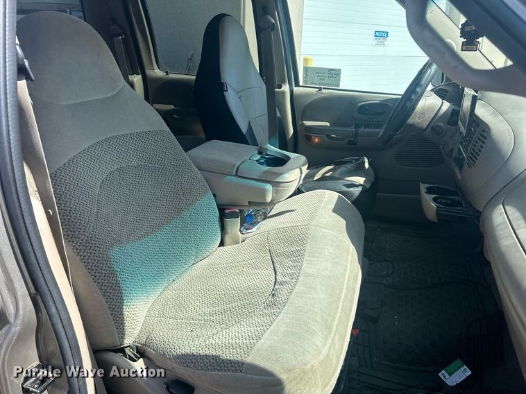 image for item DR4600 2001 Ford F150  SuperCrew pickup truck