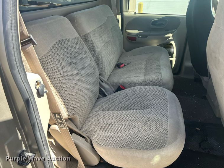 image for item DR4600 2001 Ford F150  SuperCrew pickup truck