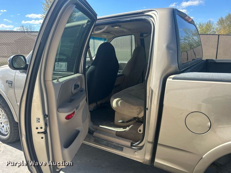 image for item DR4600 2001 Ford F150  SuperCrew pickup truck