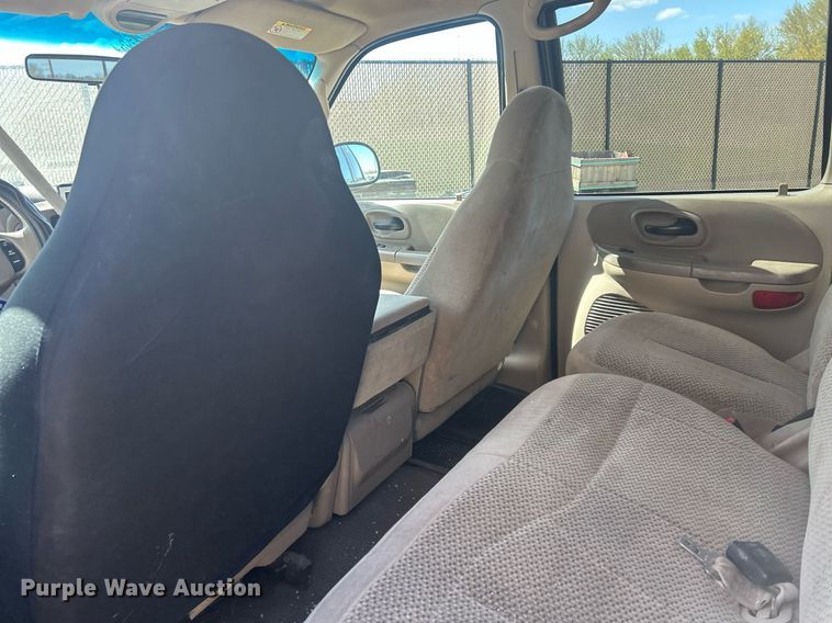 image for item DR4600 2001 Ford F150  SuperCrew pickup truck