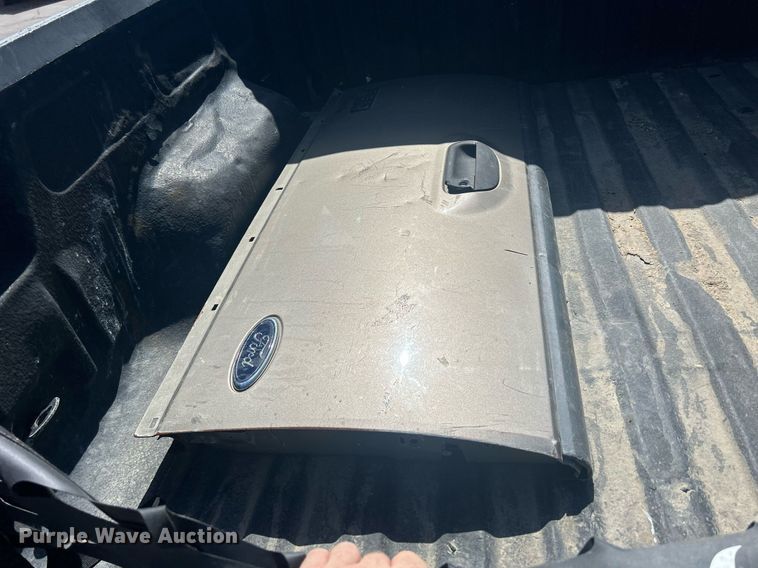 image for item DR4600 2001 Ford F150  SuperCrew pickup truck