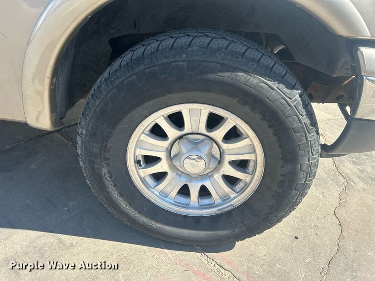 image for item DR4600 2001 Ford F150  SuperCrew pickup truck