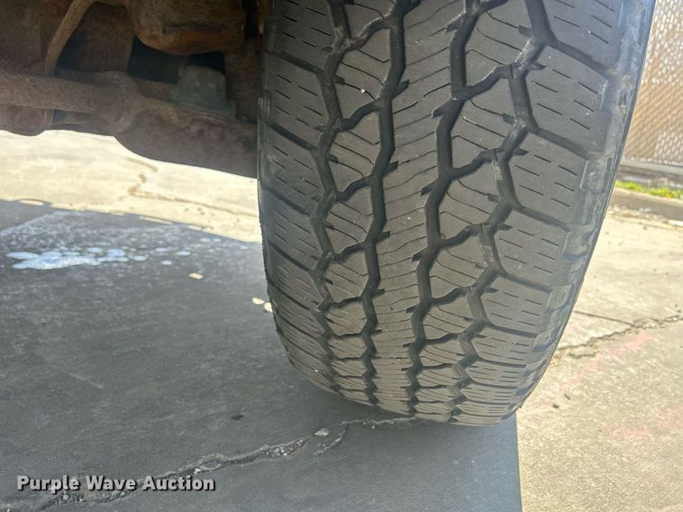 image for item DR4600 2001 Ford F150  SuperCrew pickup truck