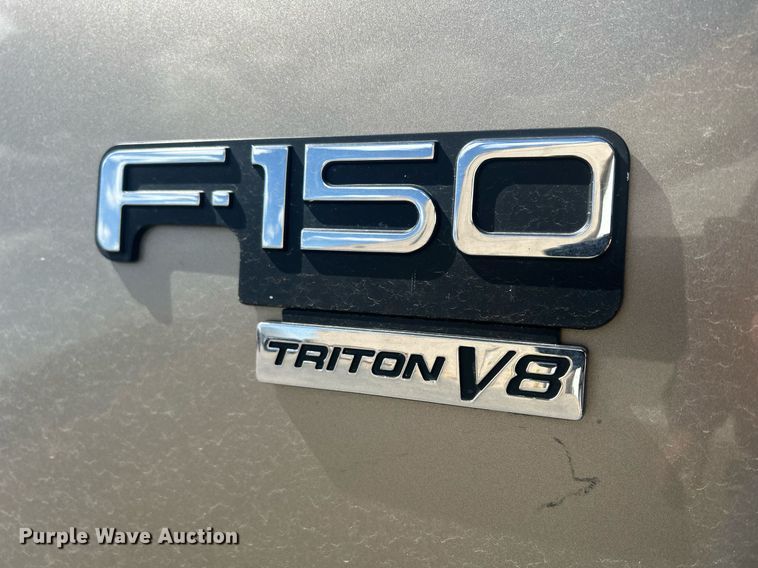 image for item DR4600 2001 Ford F150  SuperCrew pickup truck