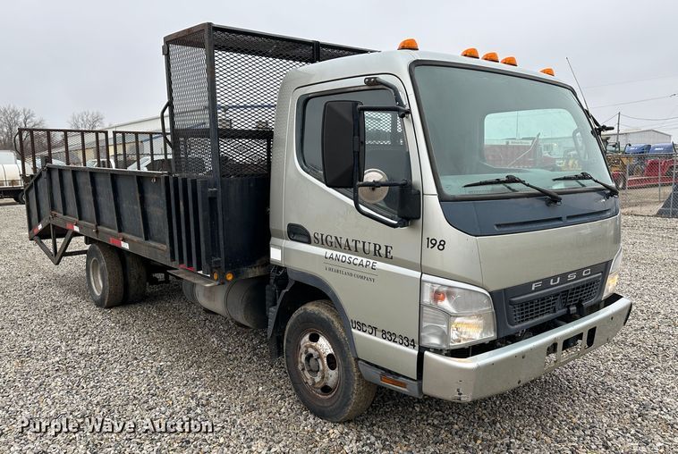 image for item DR5070 2006 Mitsubishi FUSO  flatbed truck