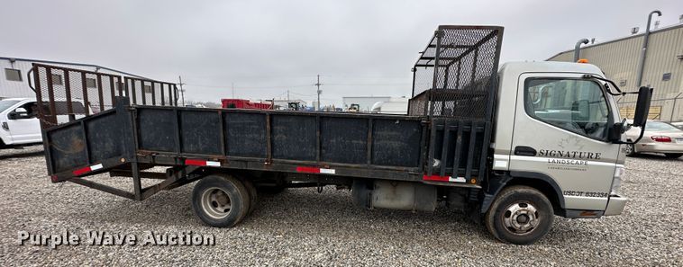 image for item DR5070 2006 Mitsubishi FUSO  flatbed truck