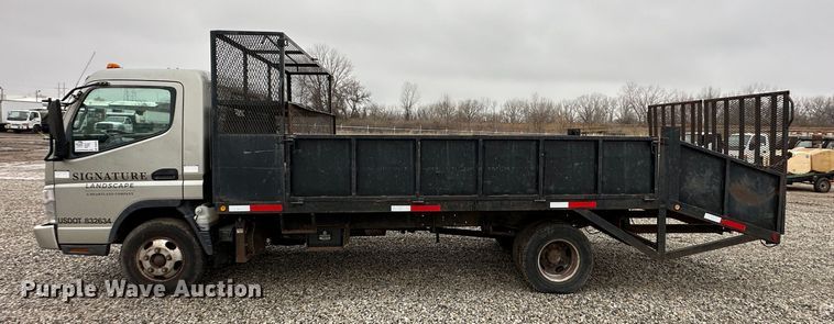 image for item DR5070 2006 Mitsubishi FUSO  flatbed truck