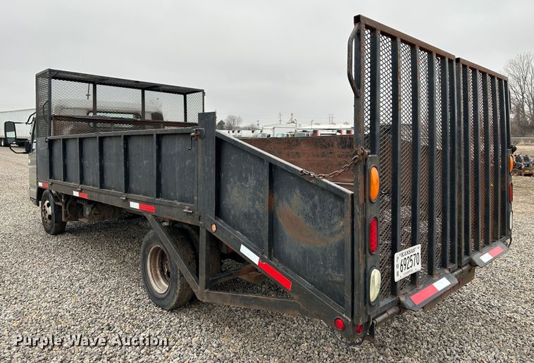 image for item DR5070 2006 Mitsubishi FUSO  flatbed truck