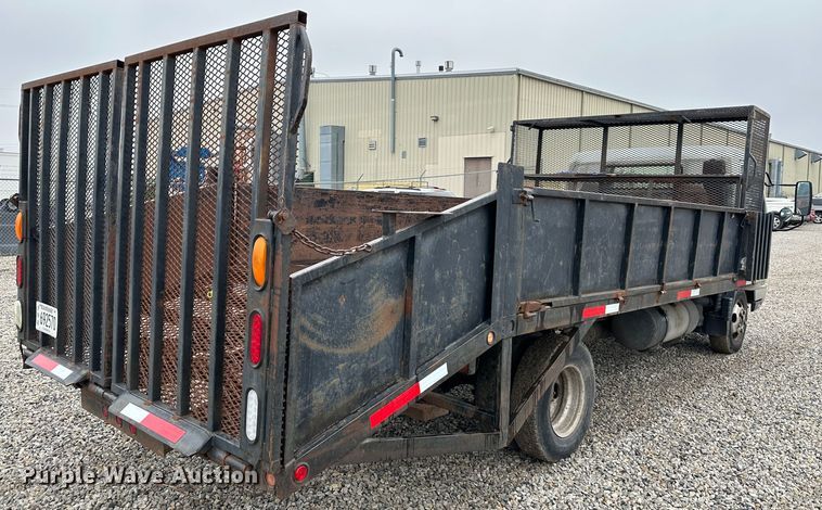 image for item DR5070 2006 Mitsubishi FUSO  flatbed truck