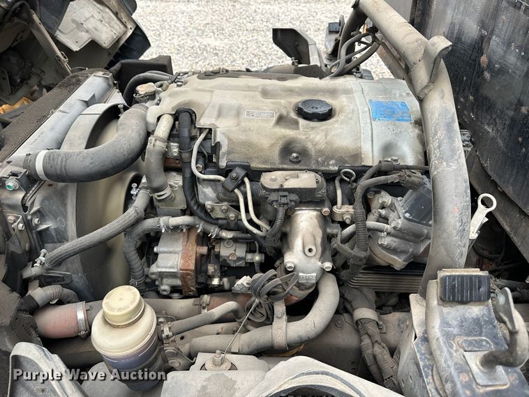 image for item DR5070 2006 Mitsubishi FUSO  flatbed truck