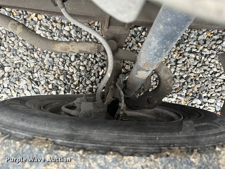 image for item DR5070 2006 Mitsubishi FUSO  flatbed truck