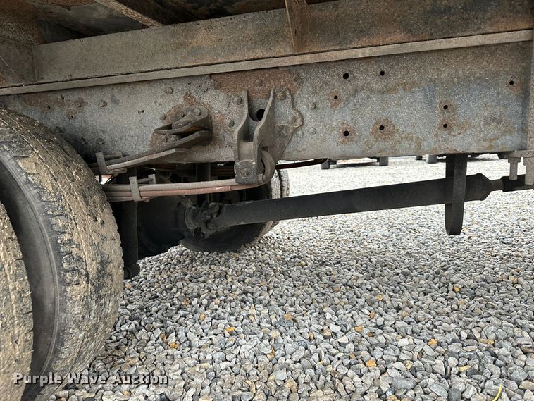 image for item DR5070 2006 Mitsubishi FUSO  flatbed truck