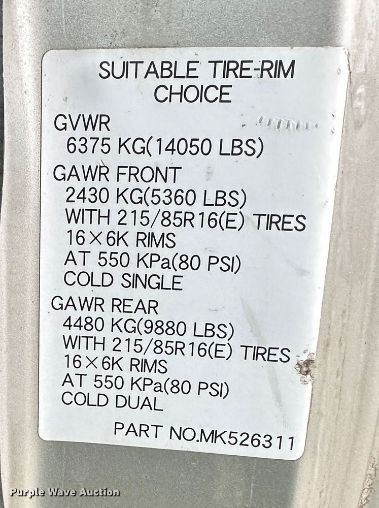 image for item DR5070 2006 Mitsubishi FUSO  flatbed truck