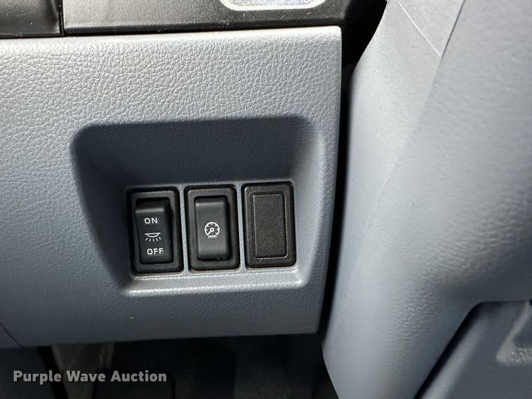 image for item DR5071 2008 Mitsubishi Fuso FE145  box truck