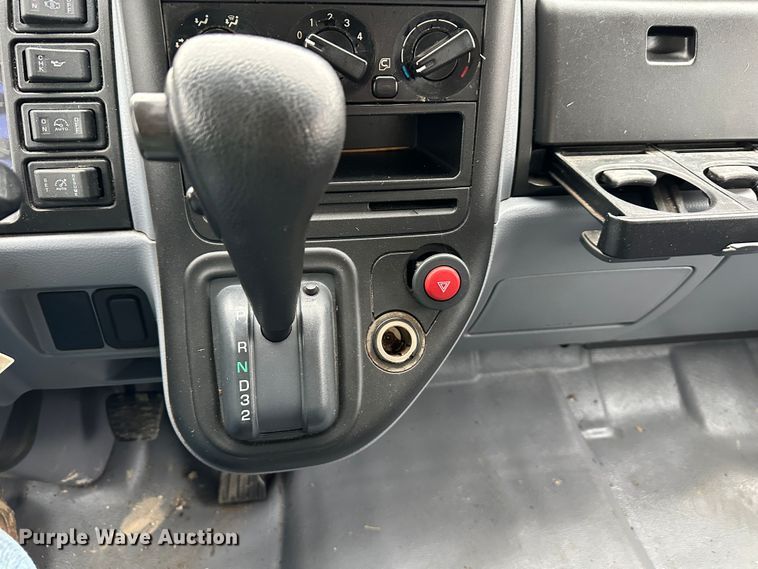 image for item DR5071 2008 Mitsubishi Fuso FE145  box truck