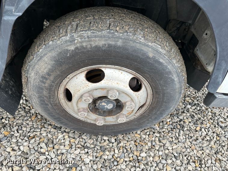 image for item DR5071 2008 Mitsubishi Fuso FE145  box truck