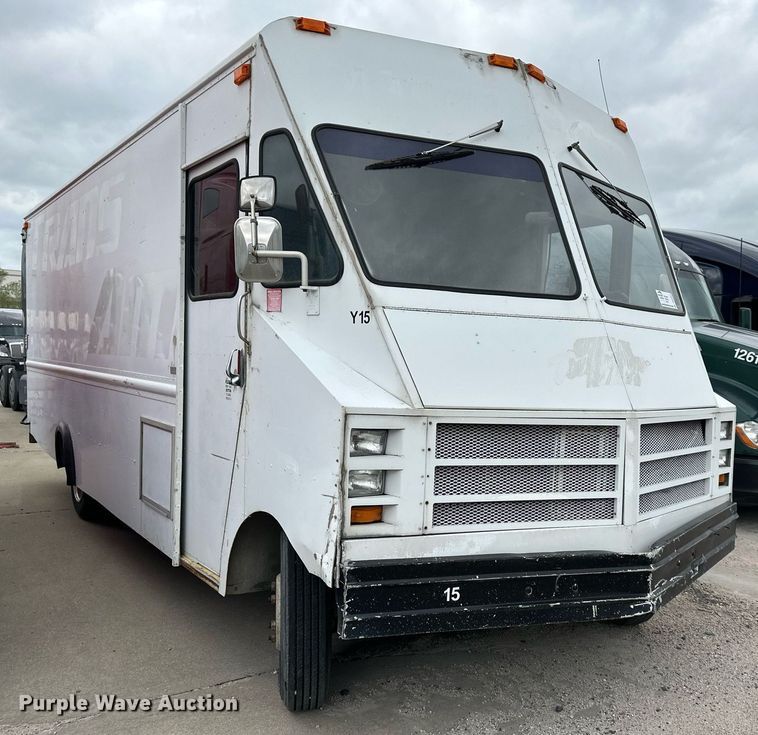 image for item DR5231 1986 Precision Chassis & Engineering  delivery truck