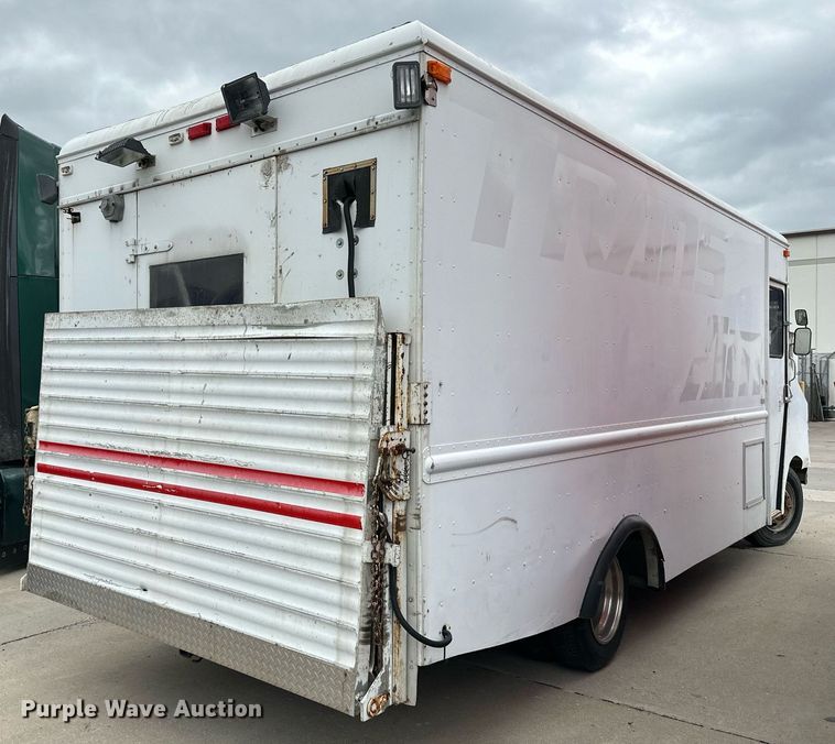 image for item DR5231 1986 Precision Chassis & Engineering  delivery truck